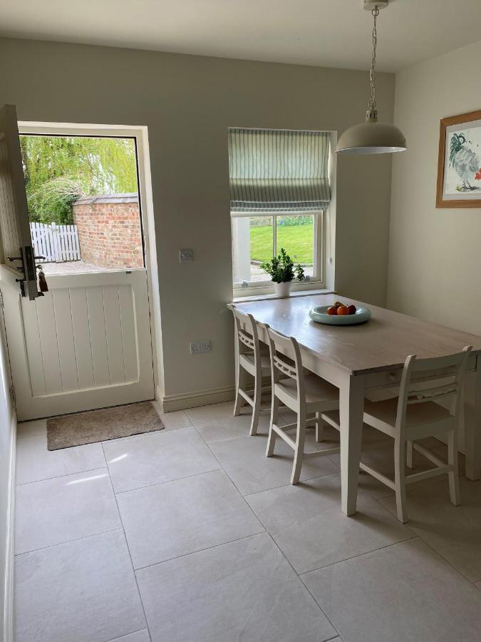 Grooms Cottage By Sheriff Hutton Castle Near York Luaran gambar